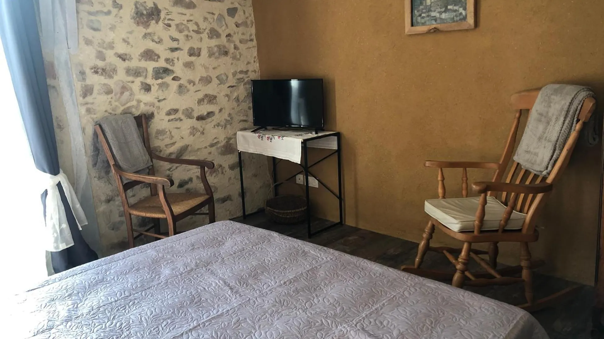 Ecuries De Saint Maurice- Maison D'Hotes De Gondou Lacapelle-Marival Bed & Breakfast