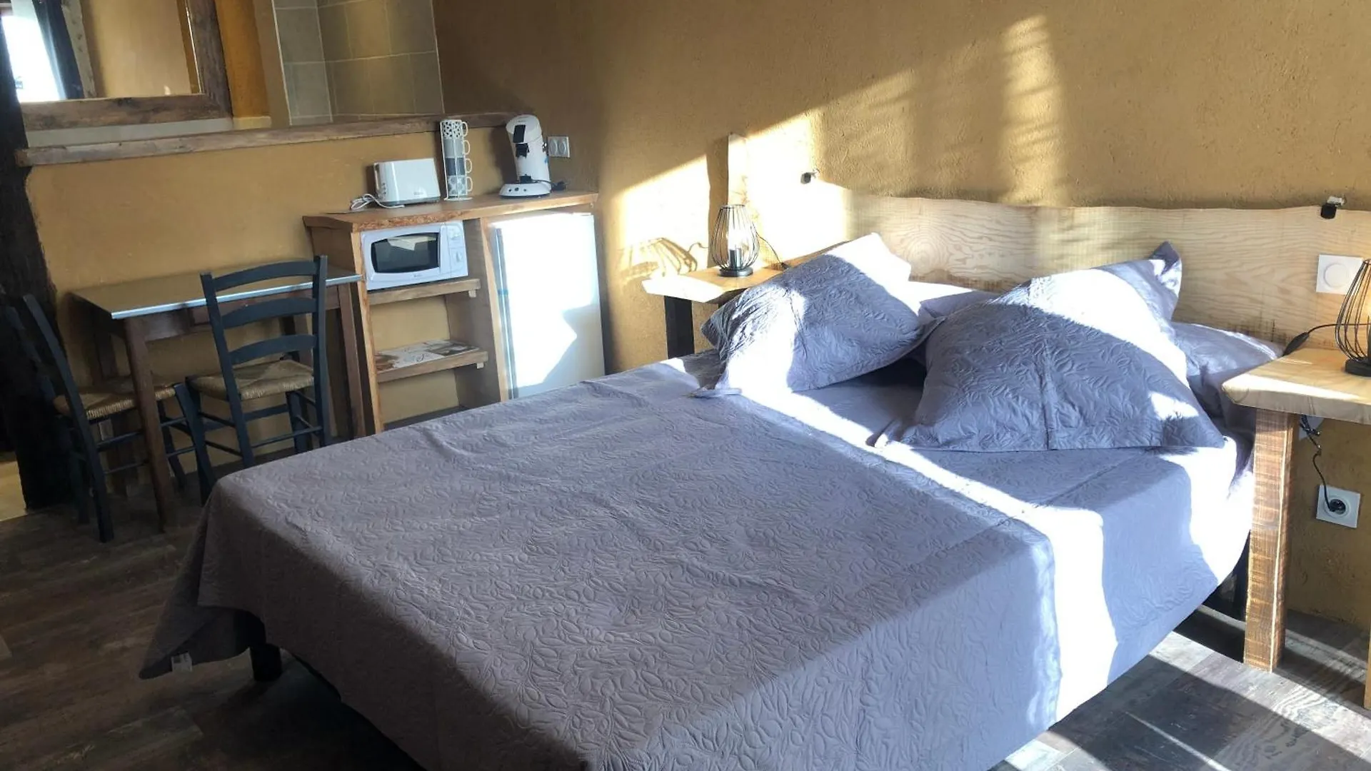 Bed & Breakfast Ecuries De Saint Maurice- Maison D'Hotes De Gondou Lacapelle-Marival