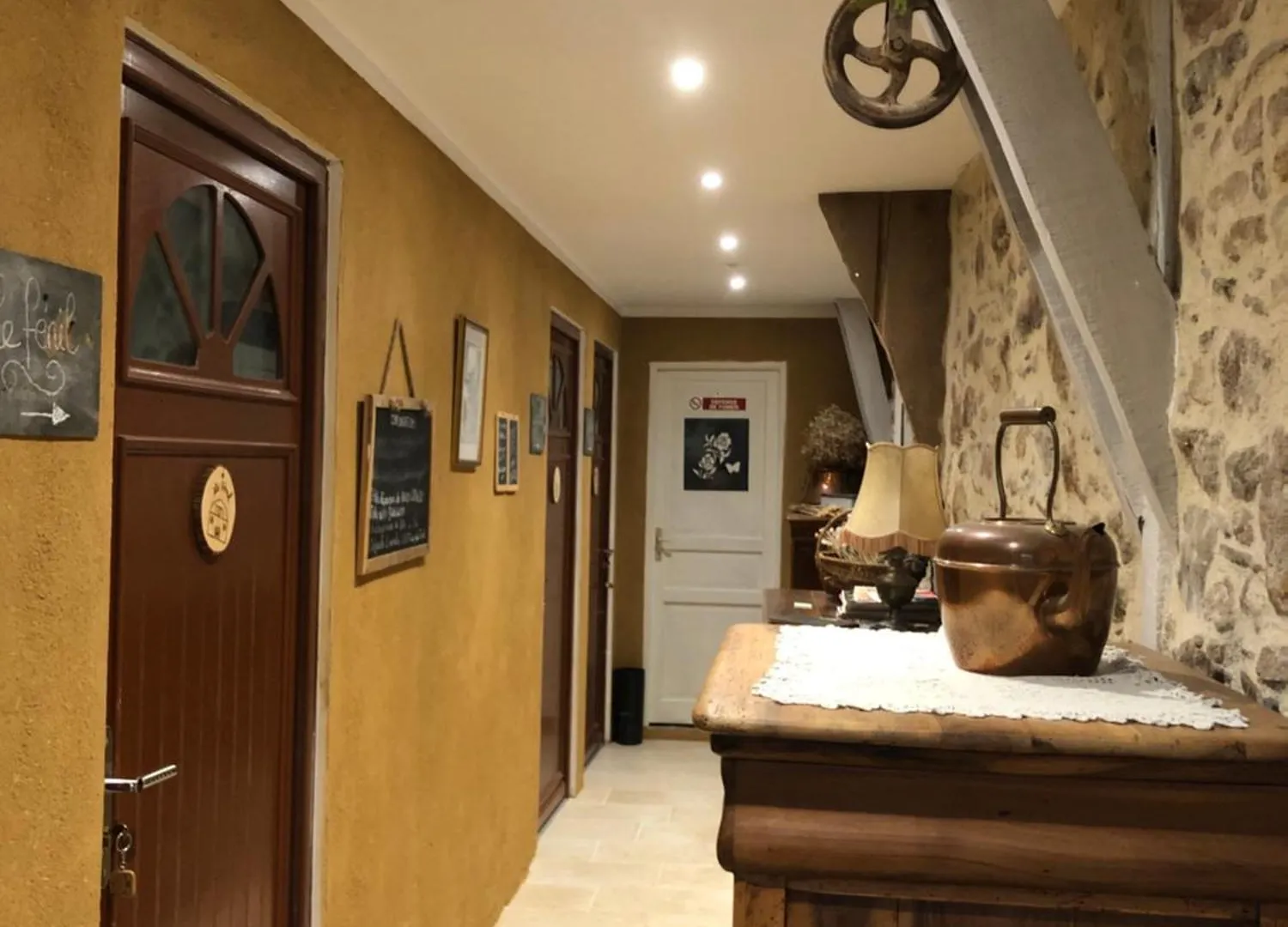 Bed & Breakfast Ecuries De Saint Maurice- Maison D'Hotes De Gondou Lacapelle-Marival