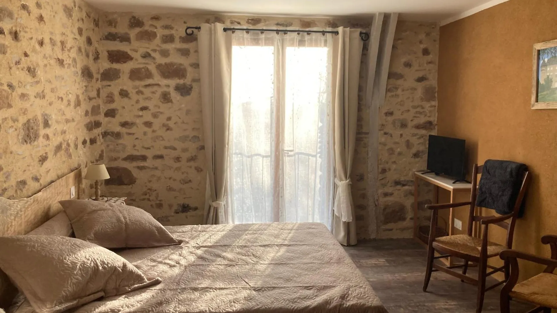 Ecuries De Saint Maurice- Maison D'Hotes De Gondou Lacapelle-Marival 0*,  France