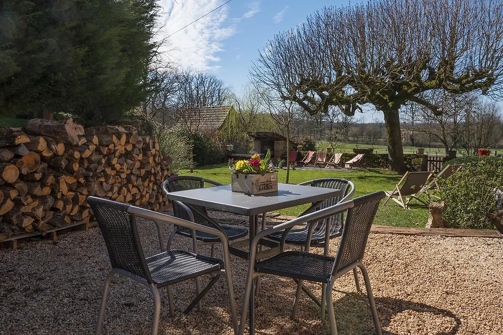 Ecuries De Saint Maurice- Maison D'Hotes De Gondou Lacapelle-Marival Bed & Breakfast